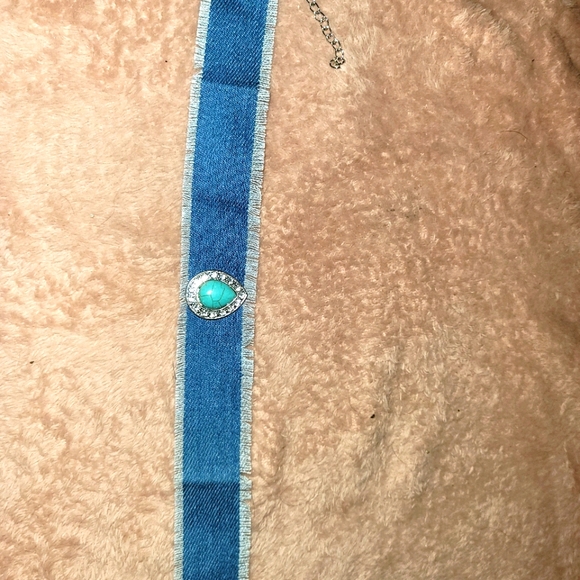 Necklace - Picture 3 of 3